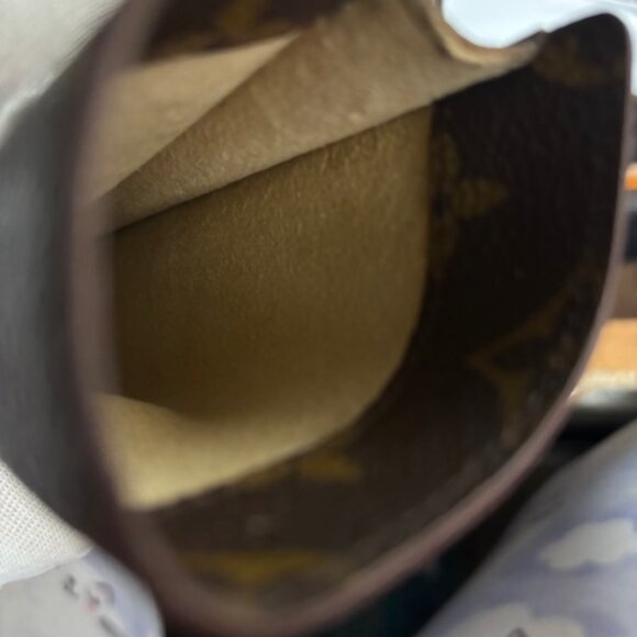 Louis Vuitton Monogram Eyeglass Case - Picture 7 of 7